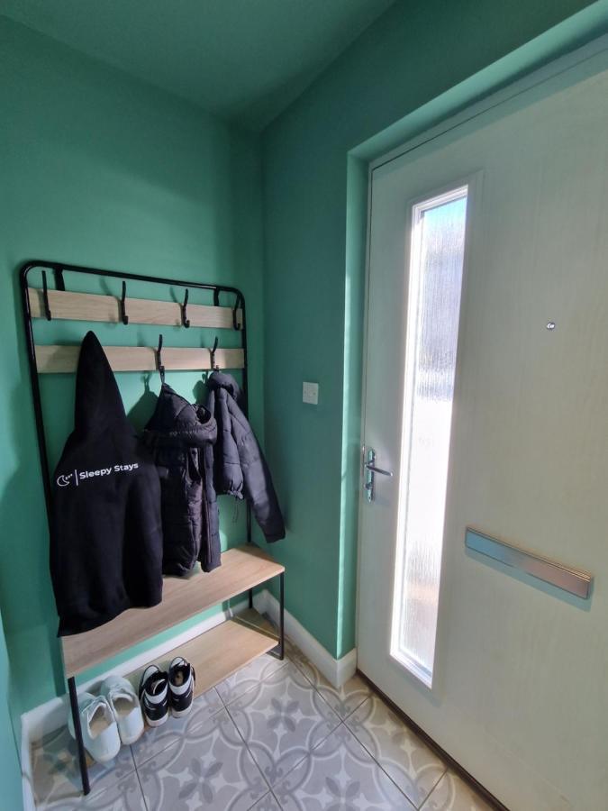 3 Bedroom Stylish Home Merthyr Merthyr Tydfil Esterno foto